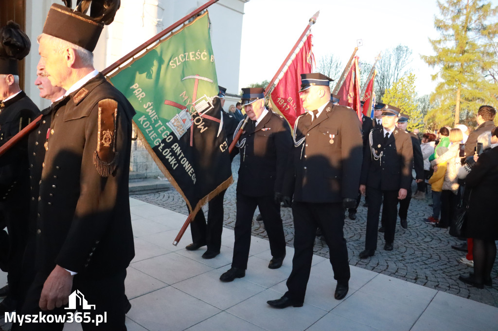 Fotorelacja I: Rezurekcja w Sanktuarium w Koziegłówkach z udziałem TURKÓW