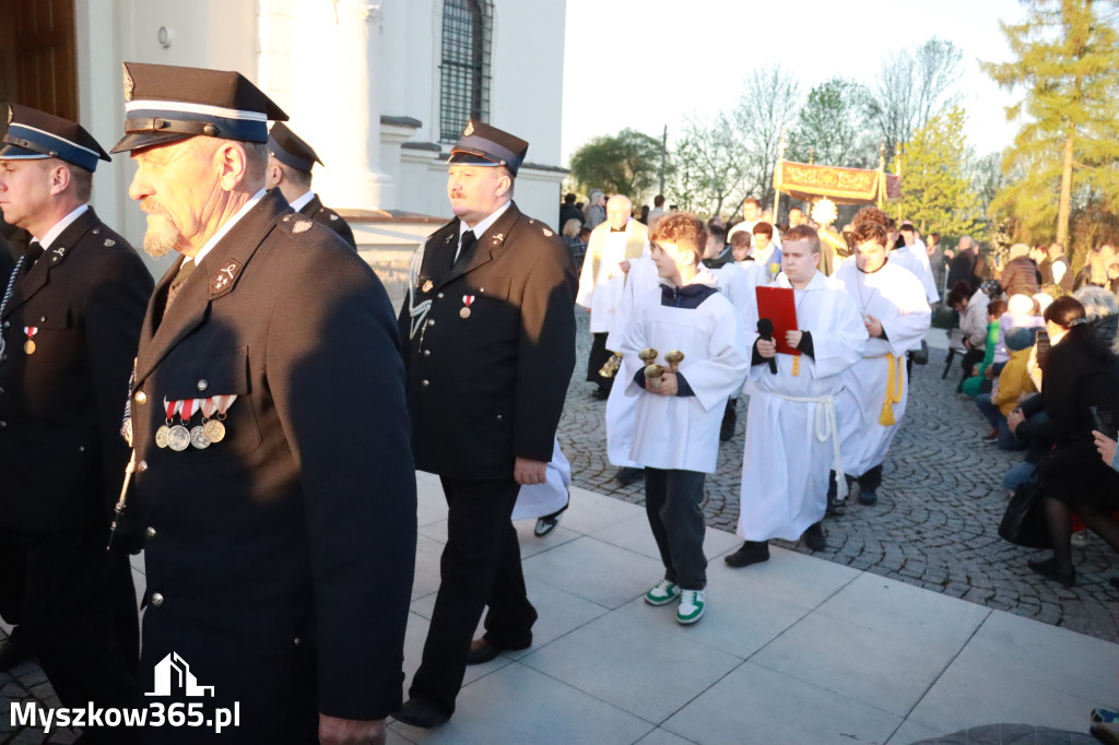 Fotorelacja I: Rezurekcja w Sanktuarium w Koziegłówkach z udziałem TURKÓW