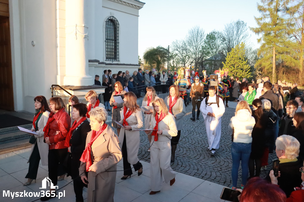 Fotorelacja I: Rezurekcja w Sanktuarium w Koziegłówkach z udziałem TURKÓW