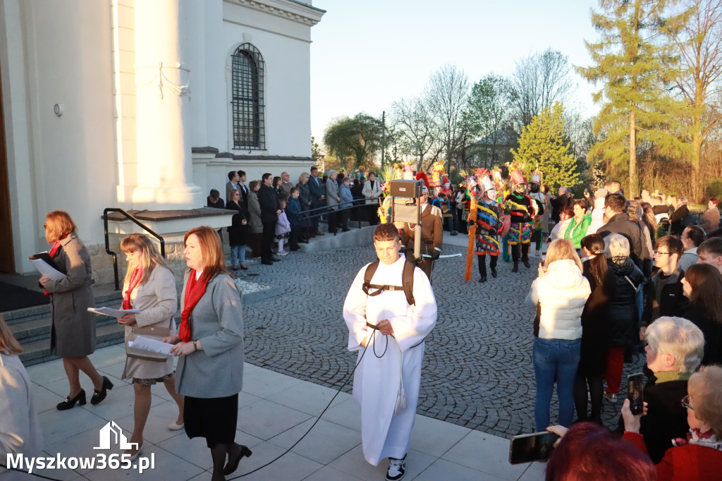 Fotorelacja I: Rezurekcja w Sanktuarium w Koziegłówkach z udziałem TURKÓW
