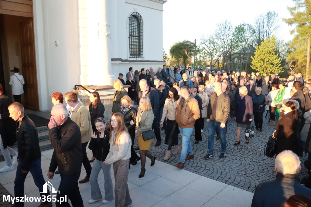 Fotorelacja I: Rezurekcja w Sanktuarium w Koziegłówkach z udziałem TURKÓW