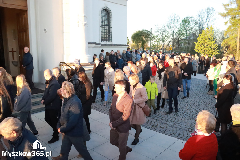 Fotorelacja I: Rezurekcja w Sanktuarium w Koziegłówkach z udziałem TURKÓW