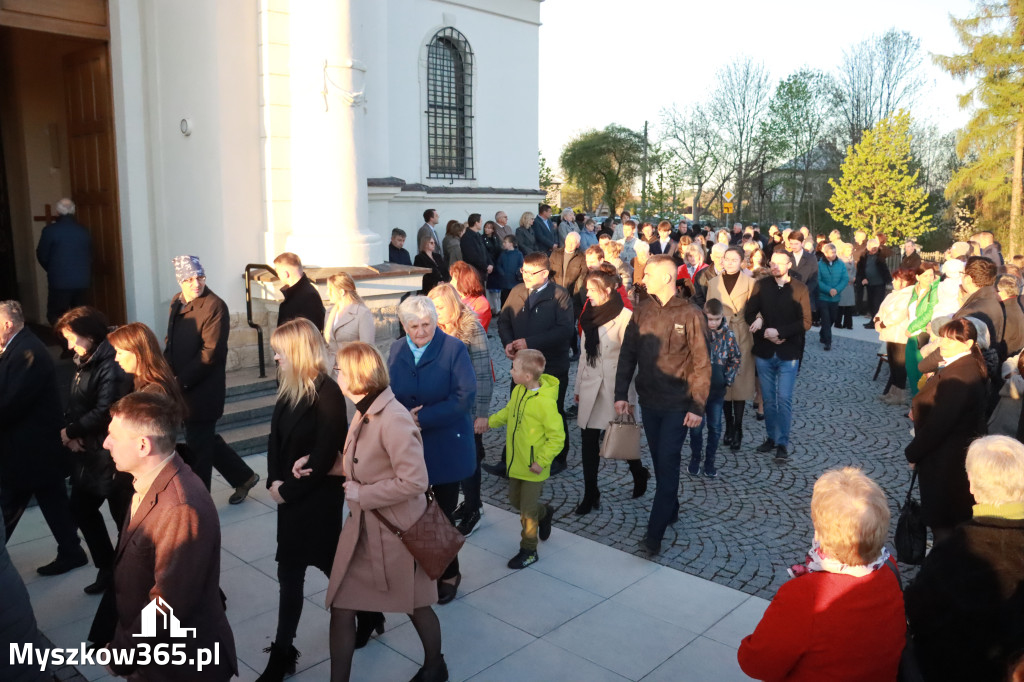 Fotorelacja I: Rezurekcja w Sanktuarium w Koziegłówkach z udziałem TURKÓW
