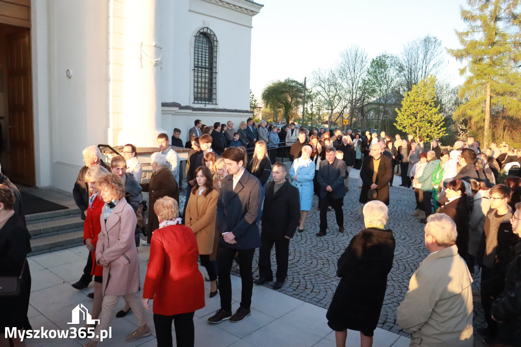 Fotorelacja I: Rezurekcja w Sanktuarium w Koziegłówkach z udziałem TURKÓW