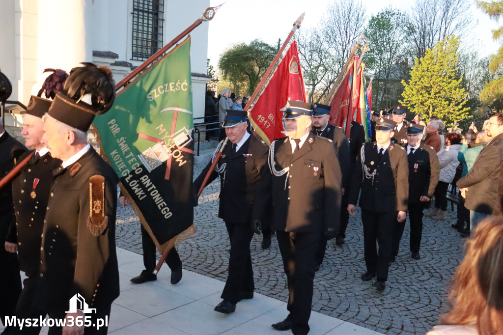 Fotorelacja I: Rezurekcja w Sanktuarium w Koziegłówkach z udziałem TURKÓW
