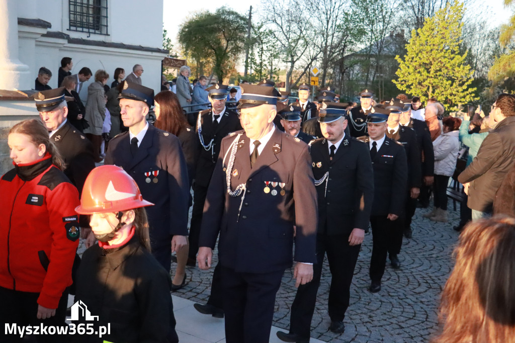 Fotorelacja I: Rezurekcja w Sanktuarium w Koziegłówkach z udziałem TURKÓW