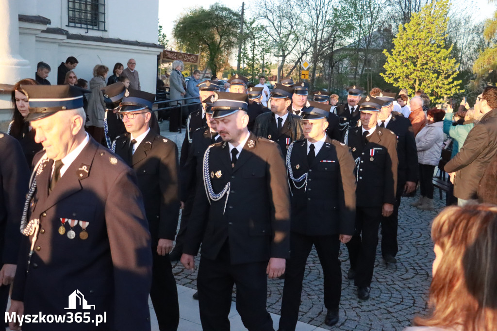Fotorelacja I: Rezurekcja w Sanktuarium w Koziegłówkach z udziałem TURKÓW