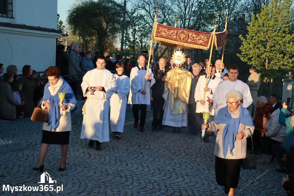 Fotorelacja I: Rezurekcja w Sanktuarium w Koziegłówkach z udziałem TURKÓW