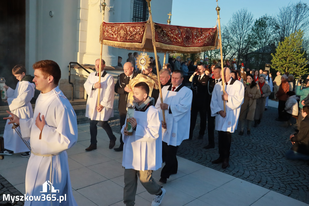 Fotorelacja I: Rezurekcja w Sanktuarium w Koziegłówkach z udziałem TURKÓW