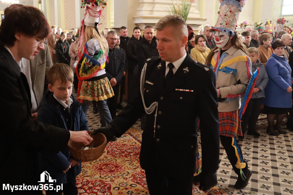 Fotorelacja II: Rezurekcja w Sanktuarium w Koziegłówkach z udziałem TURKÓW