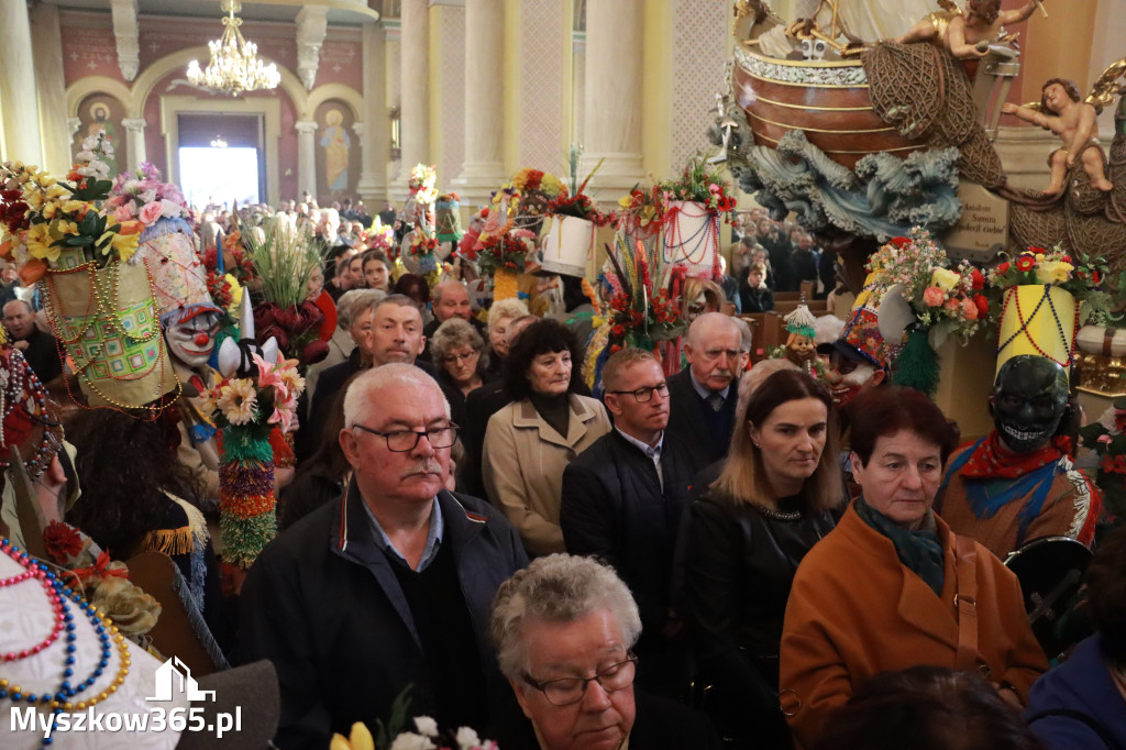 Fotorelacja II: Rezurekcja w Sanktuarium w Koziegłówkach z udziałem TURKÓW