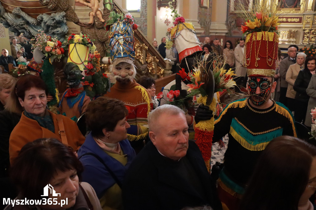 Fotorelacja II: Rezurekcja w Sanktuarium w Koziegłówkach z udziałem TURKÓW