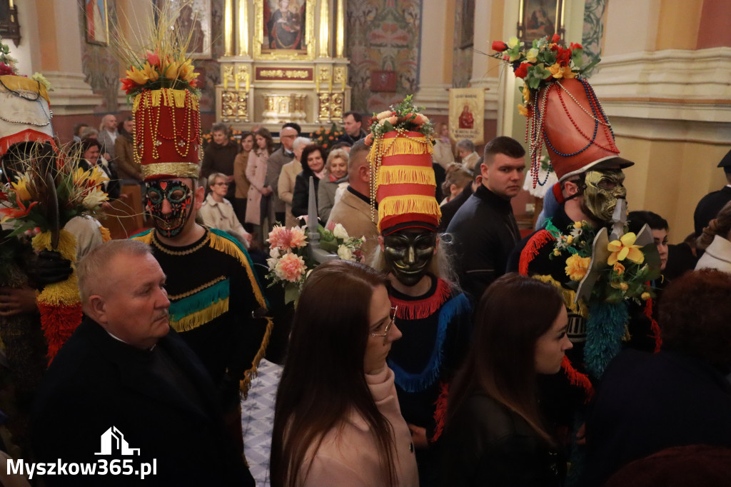 Fotorelacja II: Rezurekcja w Sanktuarium w Koziegłówkach z udziałem TURKÓW