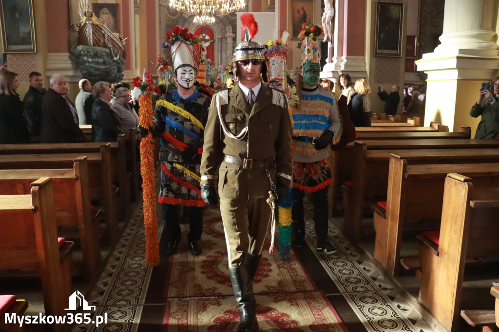 Fotorelacja II: Rezurekcja w Sanktuarium w Koziegłówkach z udziałem TURKÓW