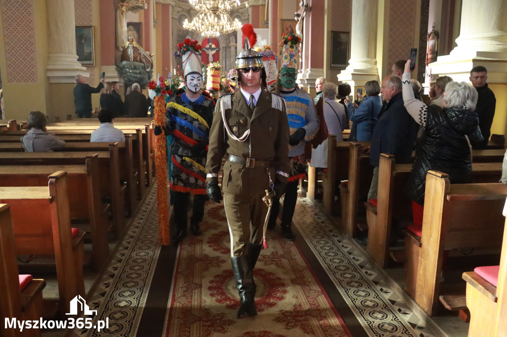 Fotorelacja II: Rezurekcja w Sanktuarium w Koziegłówkach z udziałem TURKÓW