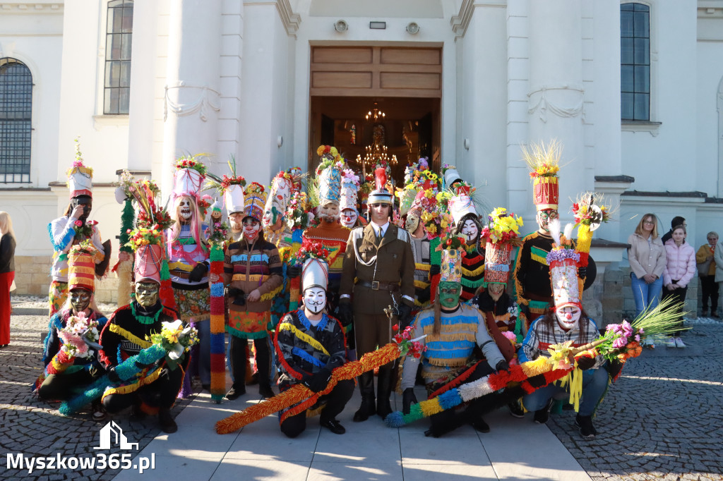 Fotorelacja II: Rezurekcja w Sanktuarium w Koziegłówkach z udziałem TURKÓW