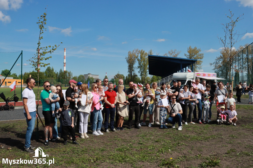 Fotorelacja: Święto Pracy i rocznica wstąpienia do UE - Majówka w Myszkowie
