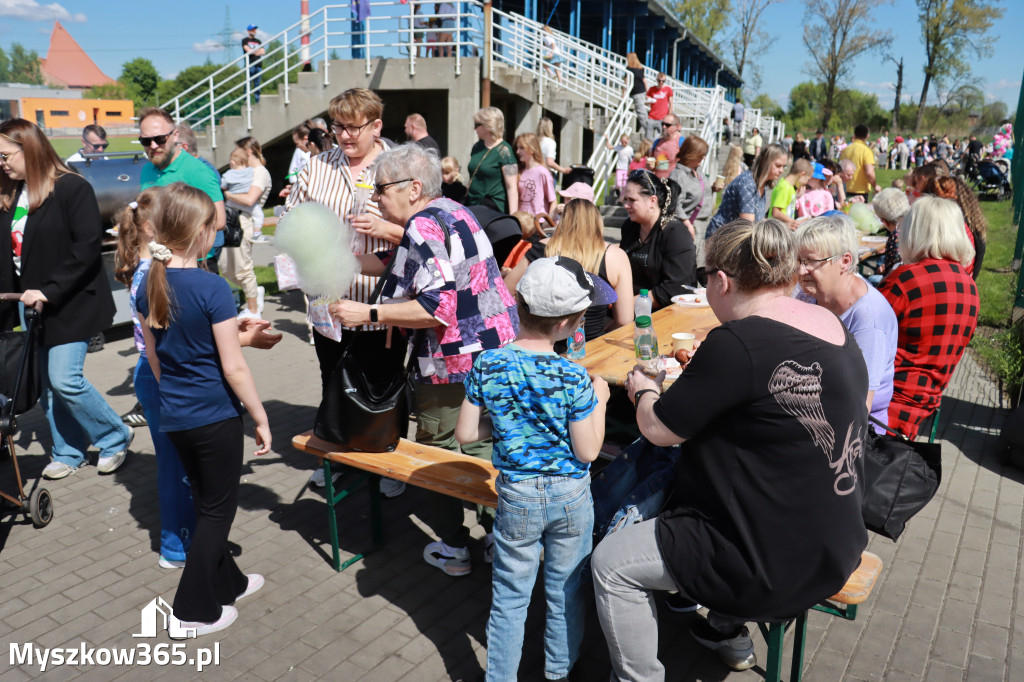 Fotorelacja: Święto Pracy i rocznica wstąpienia do UE - Majówka w Myszkowie