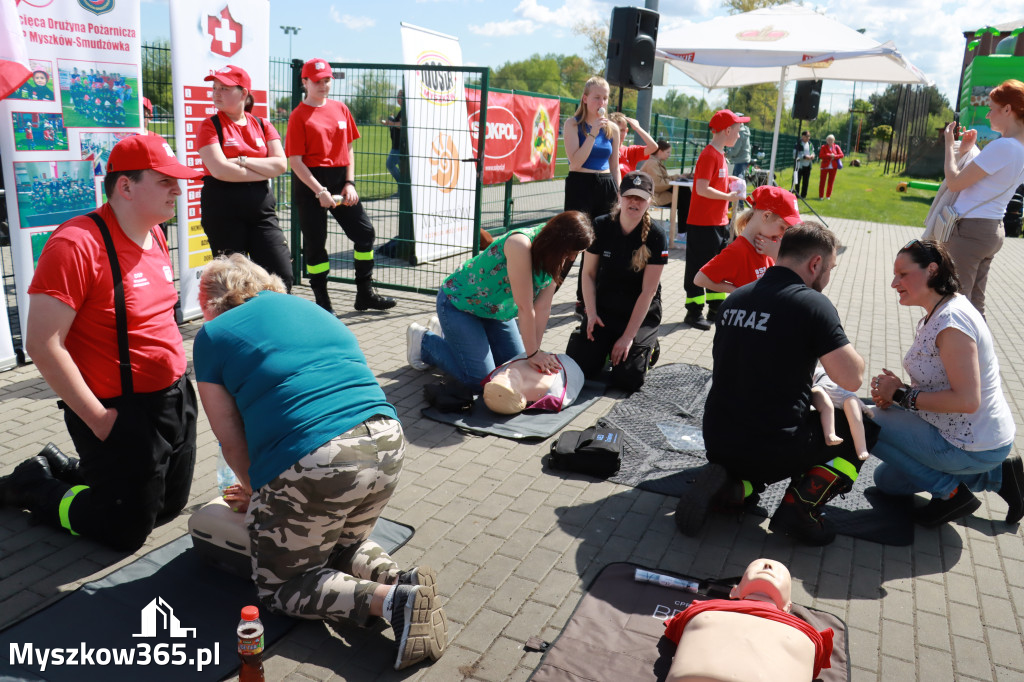 Fotorelacja: Święto Pracy i rocznica wstąpienia do UE - Majówka w Myszkowie