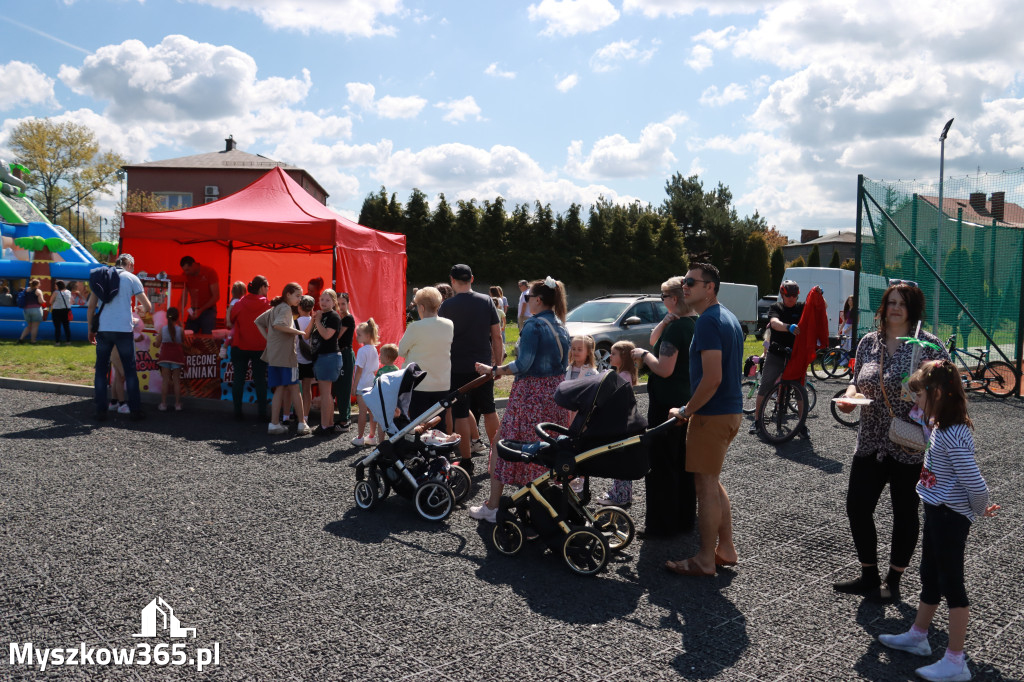 Fotorelacja: Święto Pracy i rocznica wstąpienia do UE - Majówka w Myszkowie