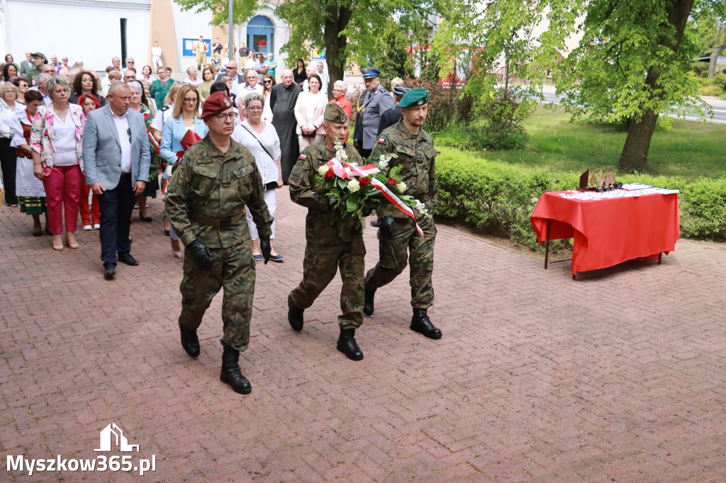 Fotorelacja: Gminne Obchody Święta Konstytucji i Dnia Strażaka w Poraju