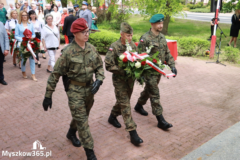 Fotorelacja: Gminne Obchody Święta Konstytucji i Dnia Strażaka w Poraju