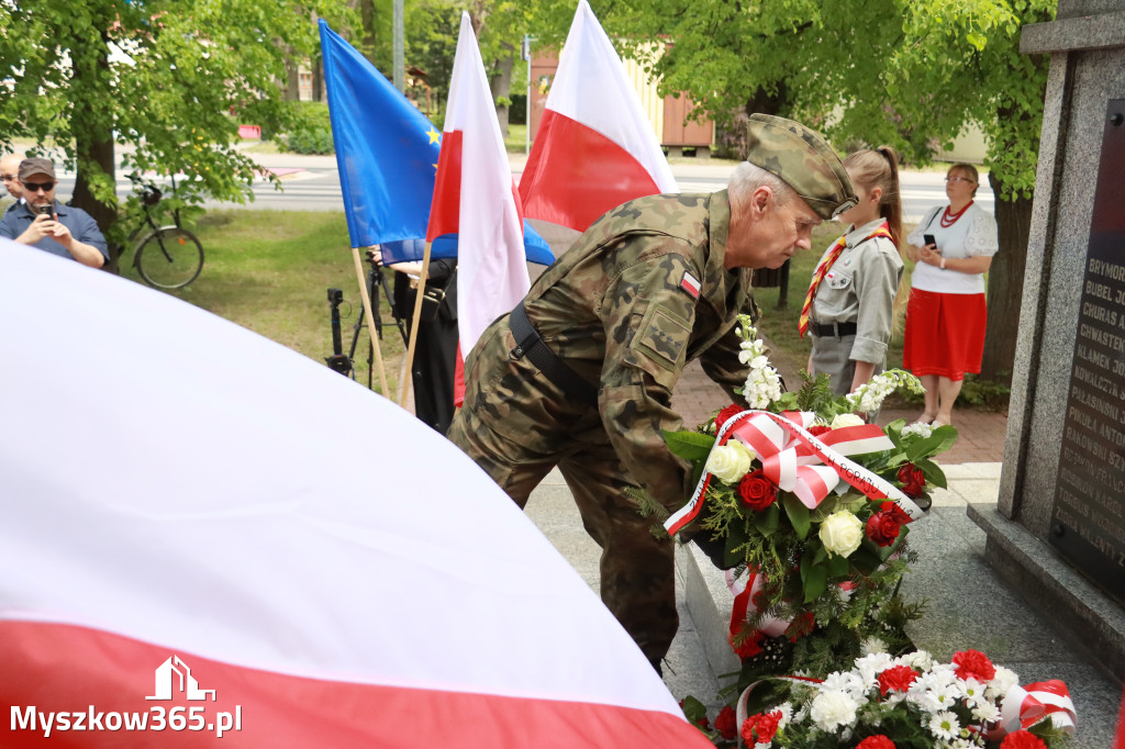 Fotorelacja: Gminne Obchody Święta Konstytucji i Dnia Strażaka w Poraju
