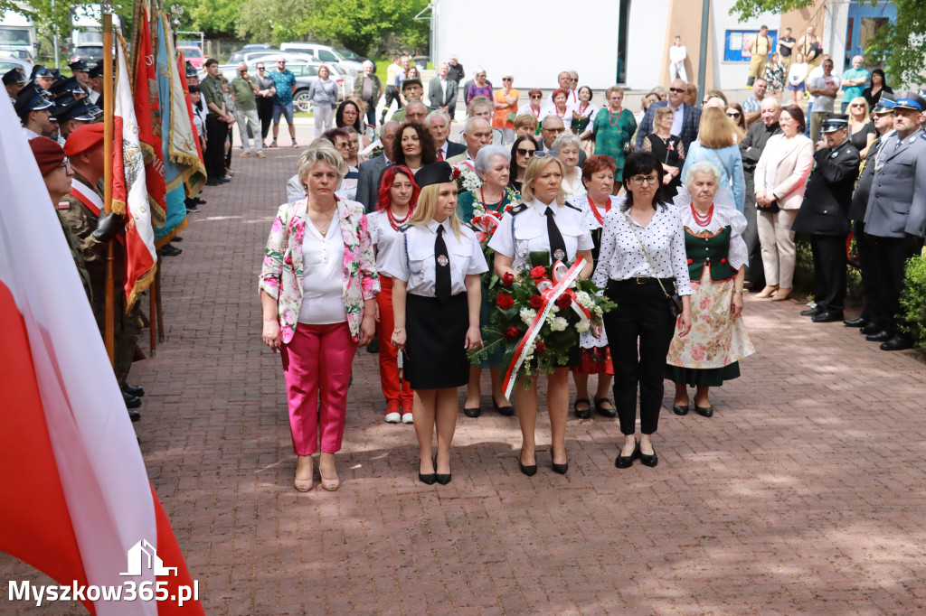 Fotorelacja: Gminne Obchody Święta Konstytucji i Dnia Strażaka w Poraju