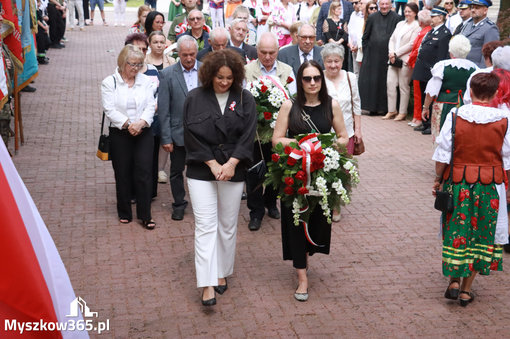 Fotorelacja: Gminne Obchody Święta Konstytucji i Dnia Strażaka w Poraju
