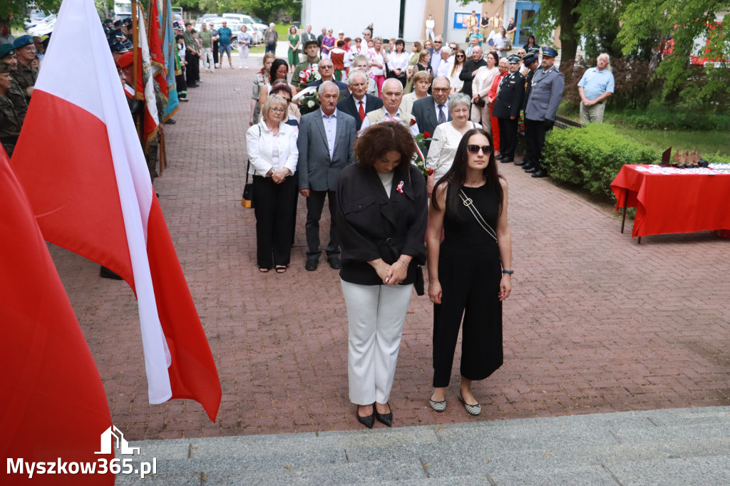 Fotorelacja: Gminne Obchody Święta Konstytucji i Dnia Strażaka w Poraju