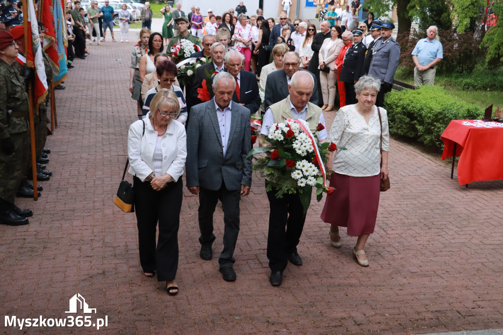 Fotorelacja: Gminne Obchody Święta Konstytucji i Dnia Strażaka w Poraju