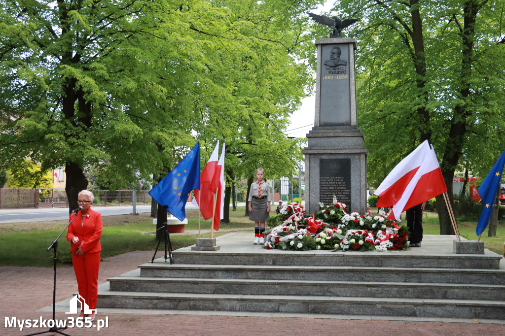 Fotorelacja: Gminne Obchody Święta Konstytucji i Dnia Strażaka w Poraju