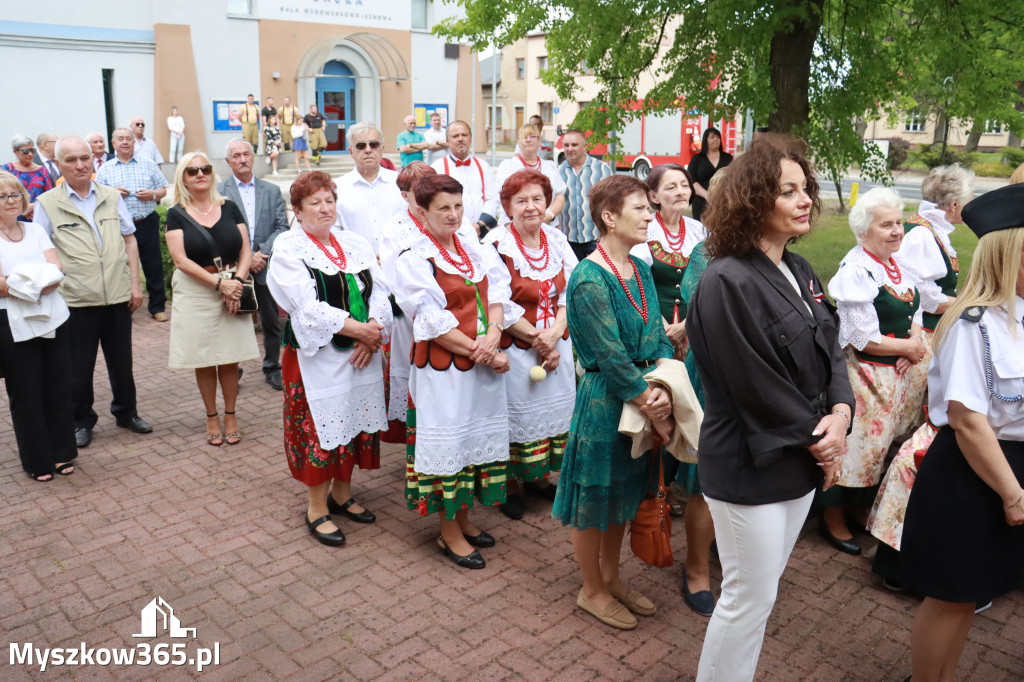 Fotorelacja: Gminne Obchody Święta Konstytucji i Dnia Strażaka w Poraju
