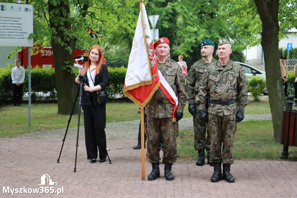 Fotorelacja: Gminne Obchody Święta Konstytucji i Dnia Strażaka w Poraju