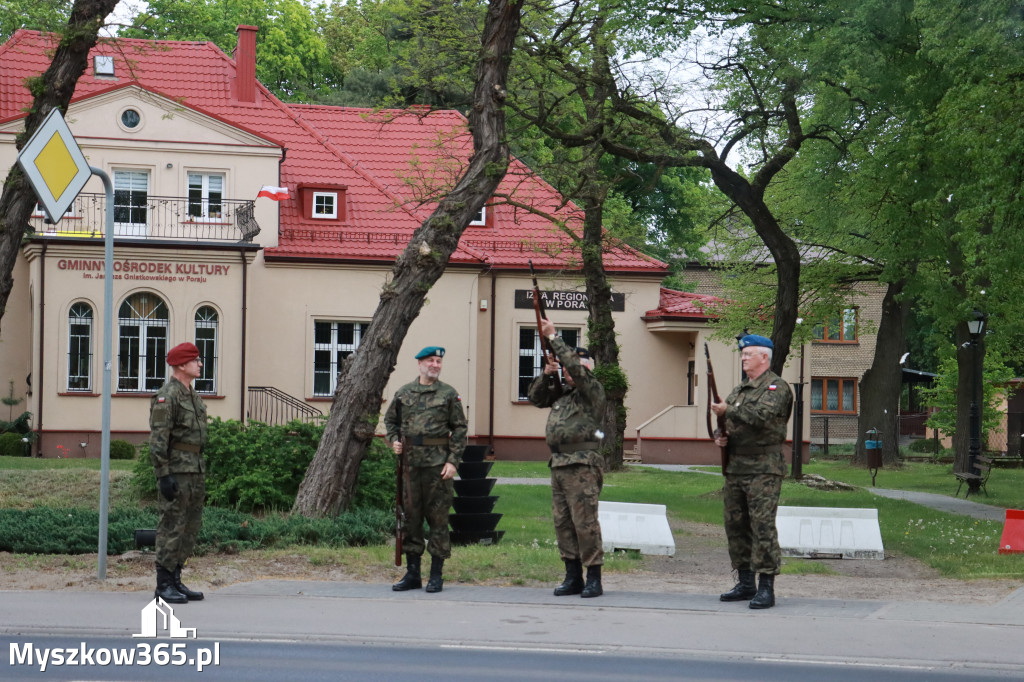 Fotorelacja: Gminne Obchody Święta Konstytucji i Dnia Strażaka w Poraju