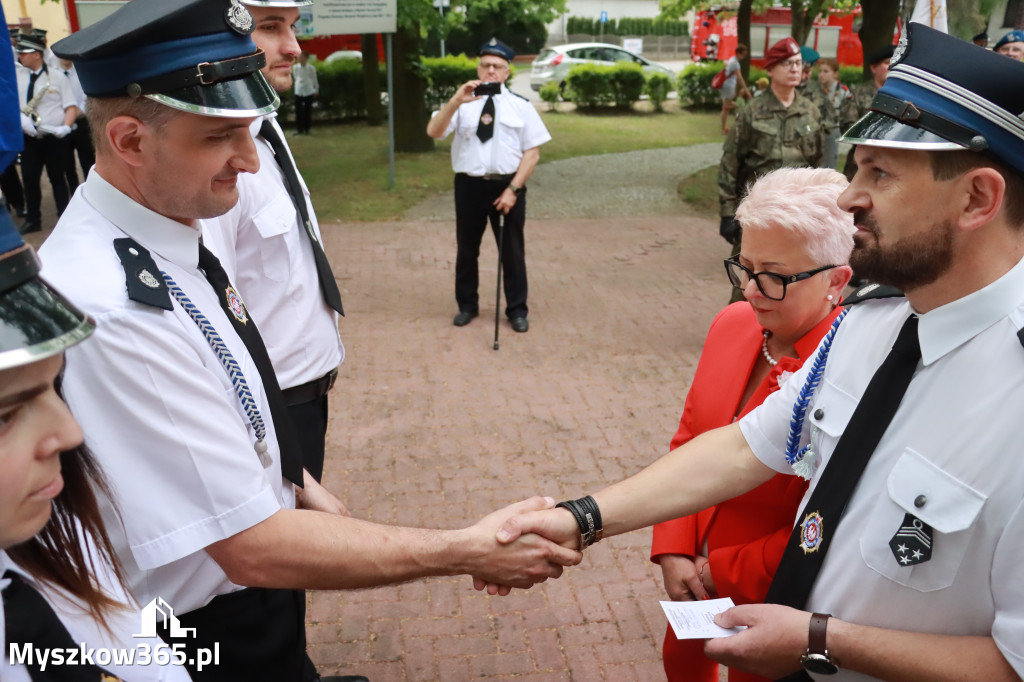 Fotorelacja: Gminne Obchody Święta Konstytucji i Dnia Strażaka w Poraju