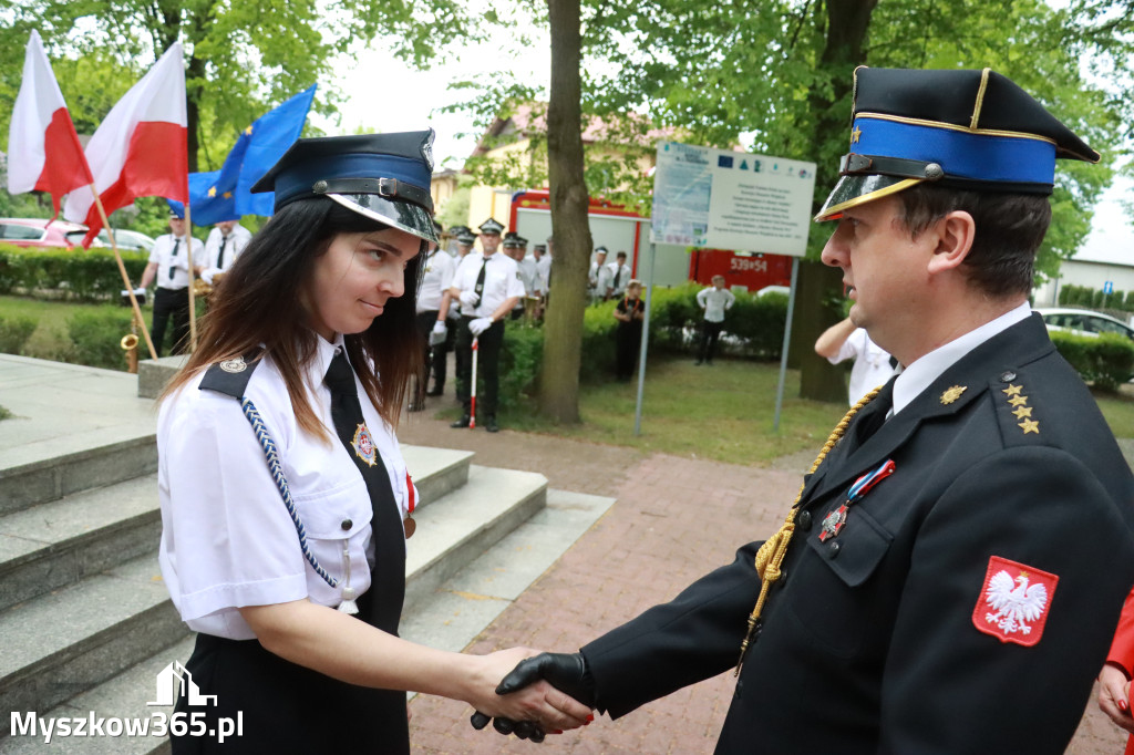 Fotorelacja: Gminne Obchody Święta Konstytucji i Dnia Strażaka w Poraju