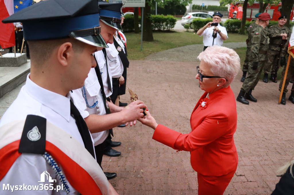 Fotorelacja: Gminne Obchody Święta Konstytucji i Dnia Strażaka w Poraju