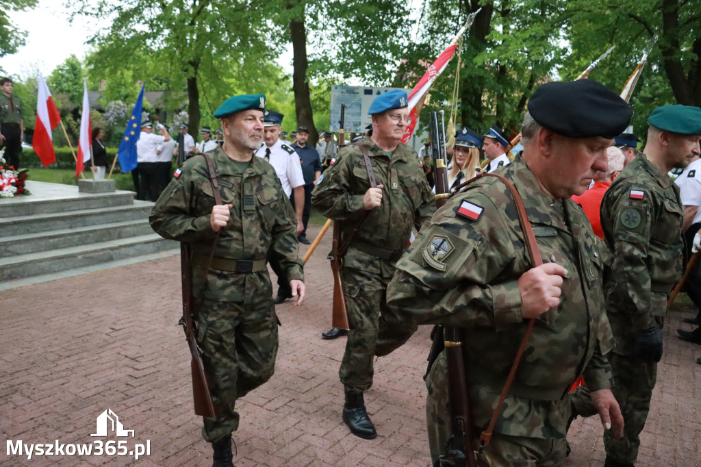 Fotorelacja: Gminne Obchody Święta Konstytucji i Dnia Strażaka w Poraju