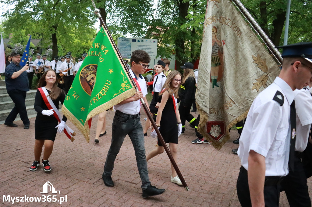 Fotorelacja: Gminne Obchody Święta Konstytucji i Dnia Strażaka w Poraju