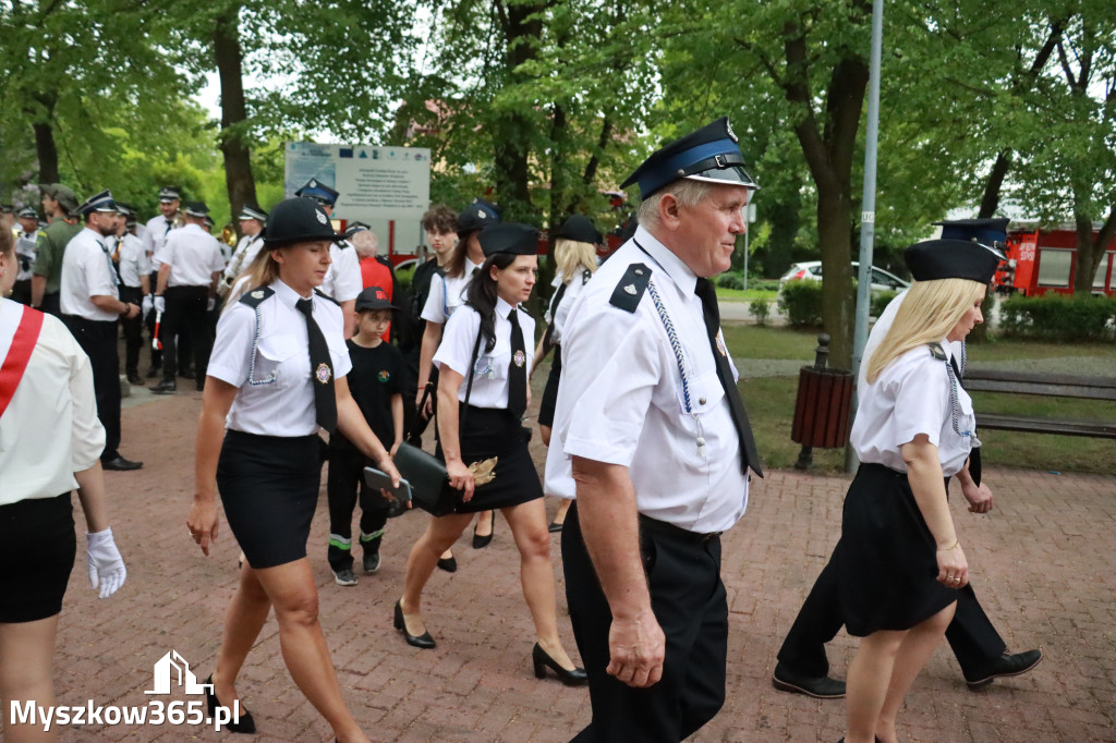 Fotorelacja: Gminne Obchody Święta Konstytucji i Dnia Strażaka w Poraju