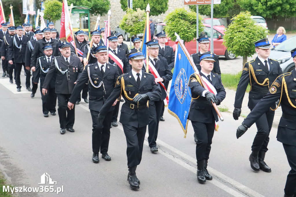 Fotorelacja: Pielgrzymka Rodzin Strażackich do Sanktuarium w Leśniowie
