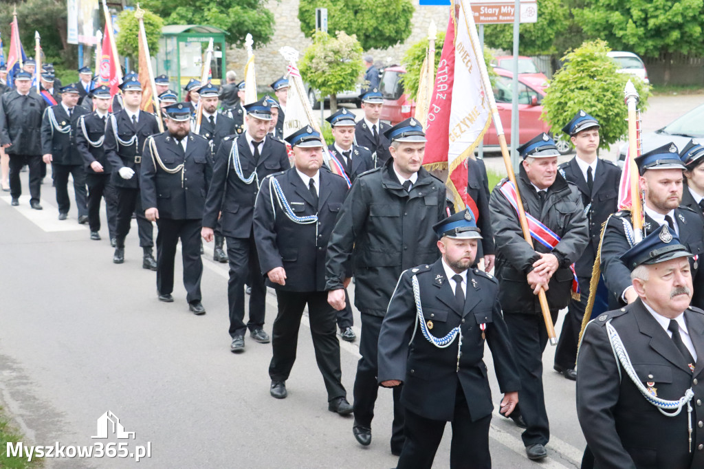 Fotorelacja: Pielgrzymka Rodzin Strażackich do Sanktuarium w Leśniowie