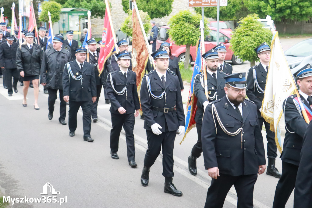 Fotorelacja: Pielgrzymka Rodzin Strażackich do Sanktuarium w Leśniowie