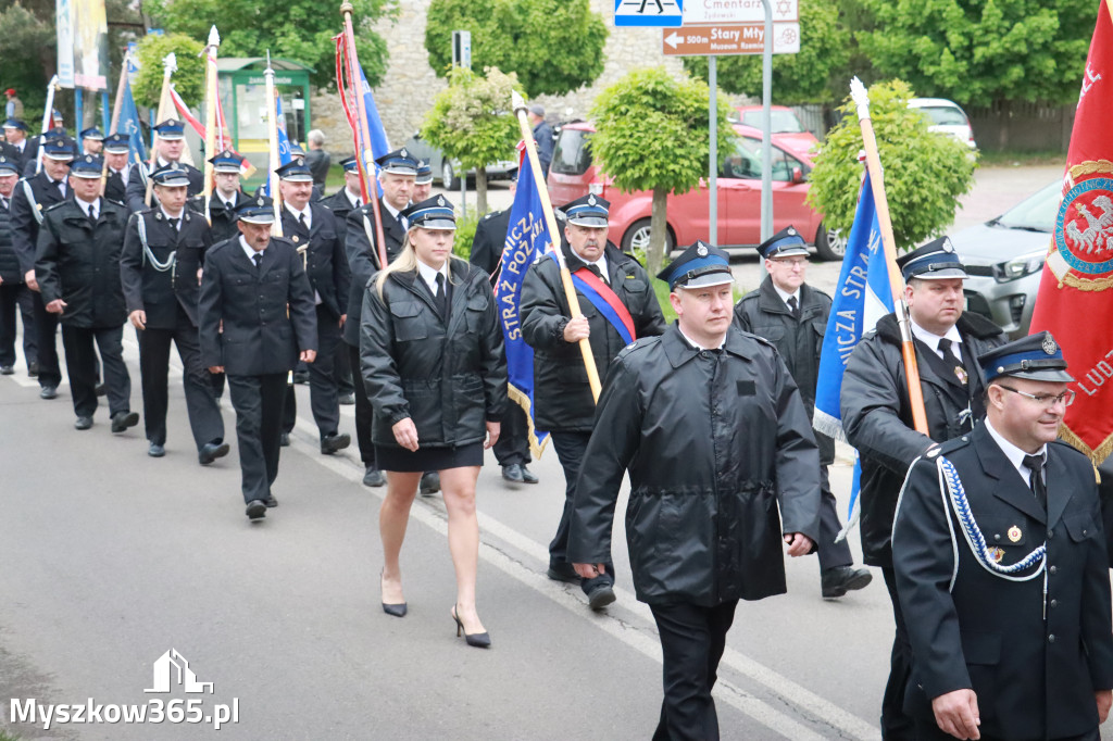 Fotorelacja: Pielgrzymka Rodzin Strażackich do Sanktuarium w Leśniowie