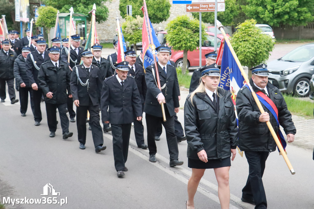 Fotorelacja: Pielgrzymka Rodzin Strażackich do Sanktuarium w Leśniowie