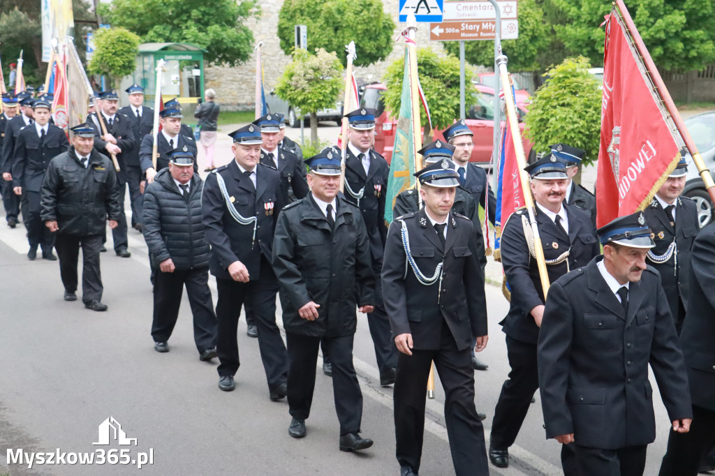 Fotorelacja: Pielgrzymka Rodzin Strażackich do Sanktuarium w Leśniowie