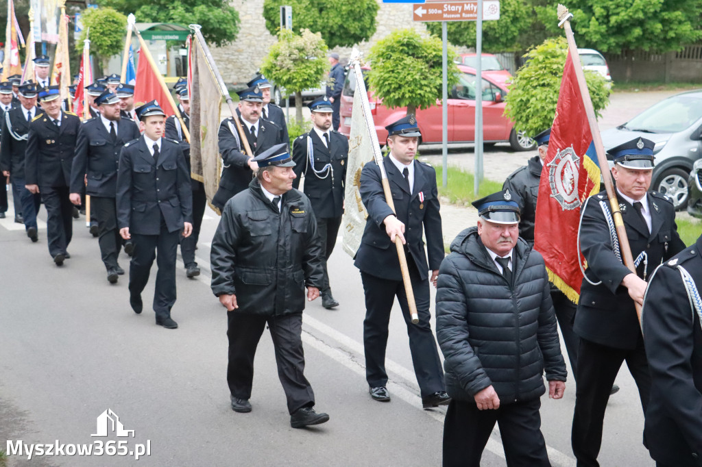 Fotorelacja: Pielgrzymka Rodzin Strażackich do Sanktuarium w Leśniowie