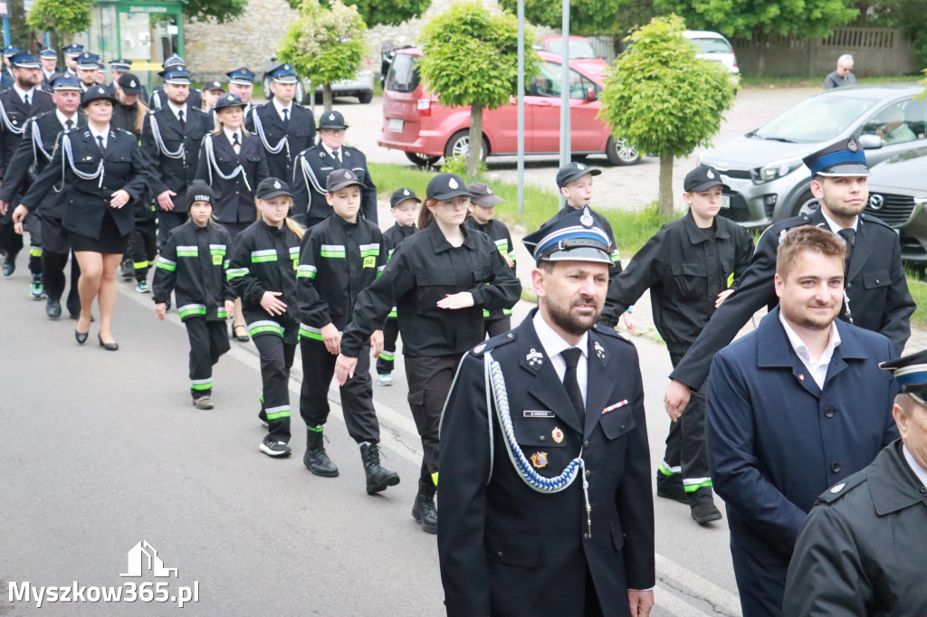 Fotorelacja: Pielgrzymka Rodzin Strażackich do Sanktuarium w Leśniowie