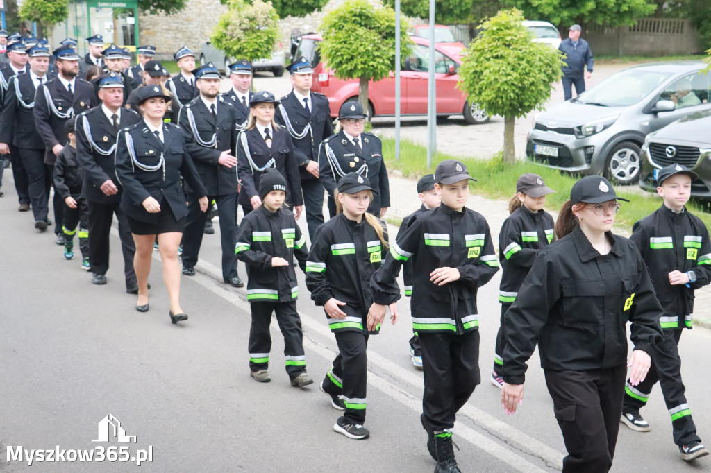 Fotorelacja: Pielgrzymka Rodzin Strażackich do Sanktuarium w Leśniowie